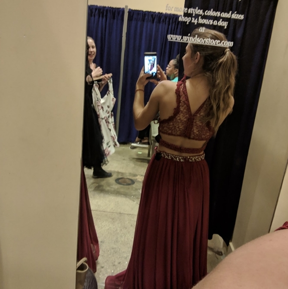 Prom dress - Picture 3 of 3